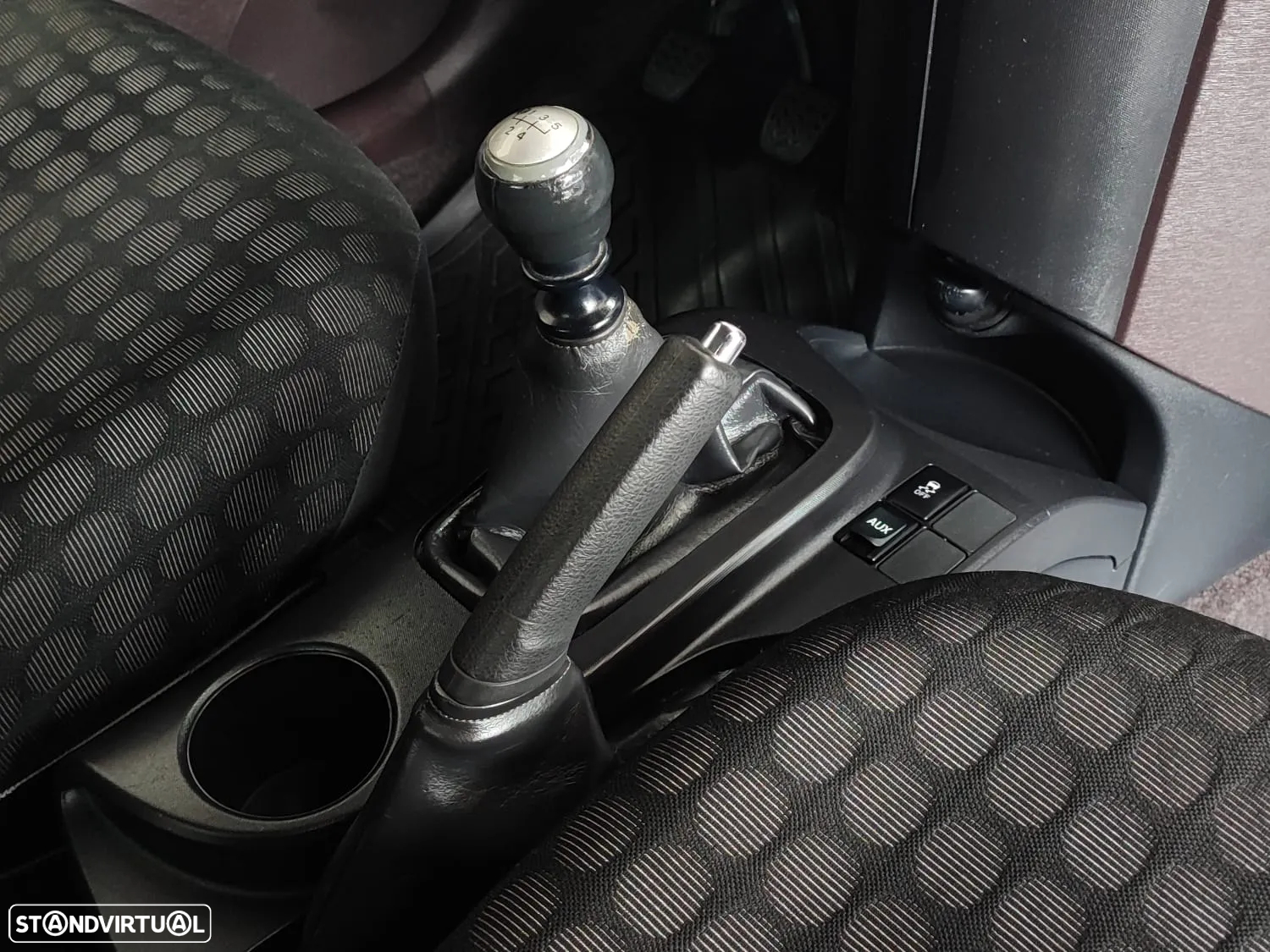 Toyota iQ 1.0 VVT-i 2 EP - 22