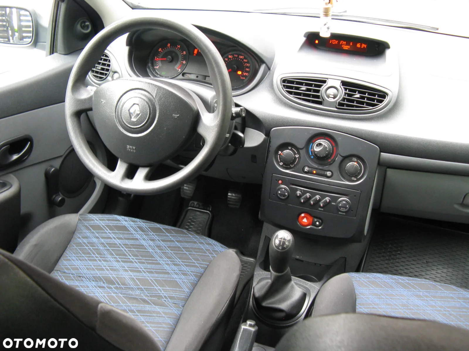 Peugeot 207 1.4 16V Trendy - 31