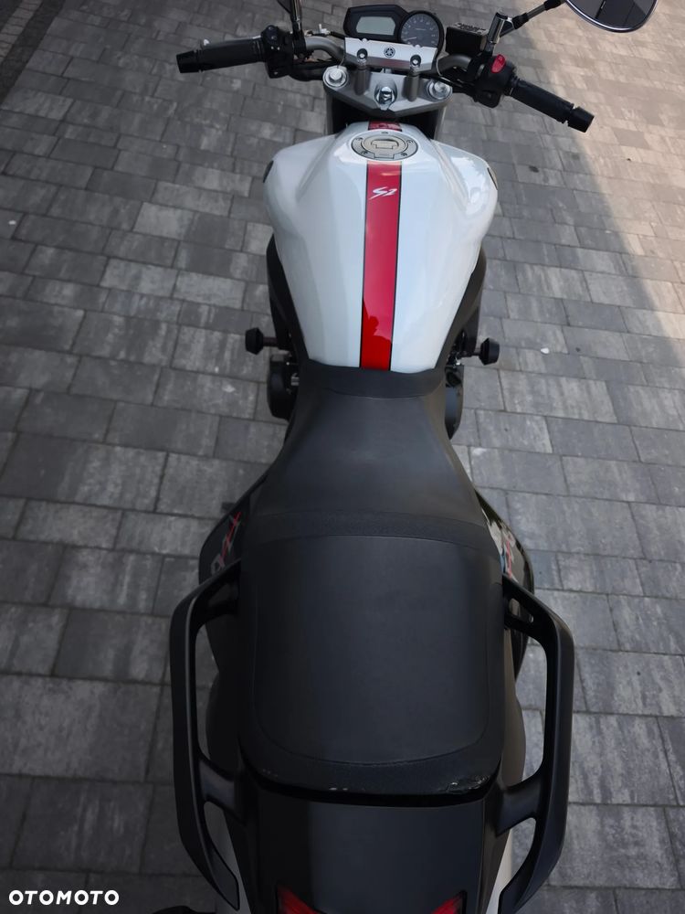 Yamaha FZ6 - 22