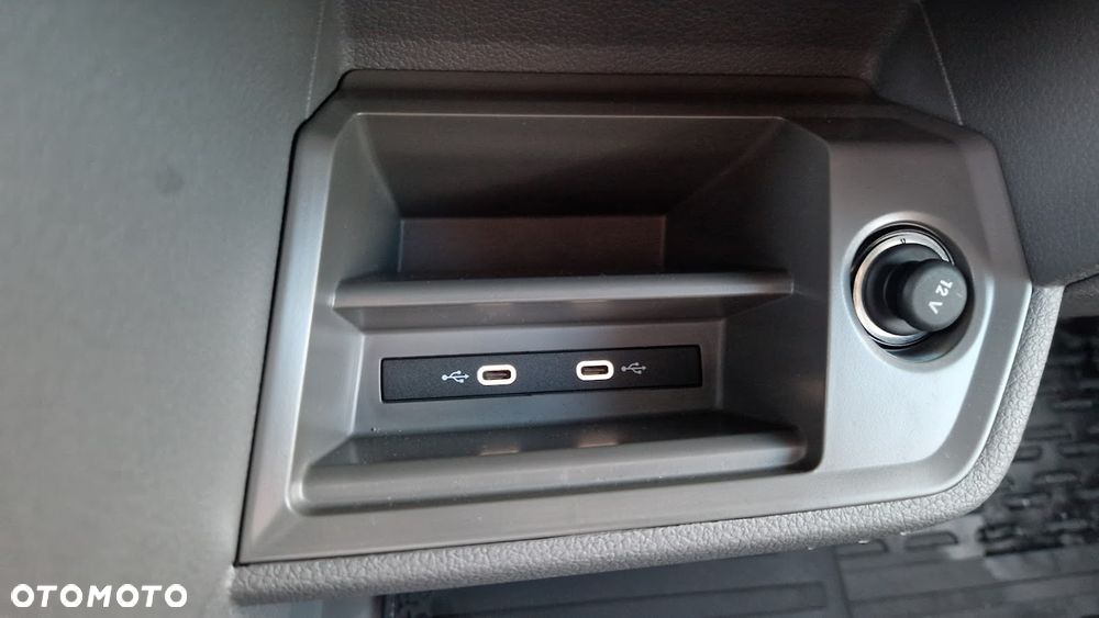 Volkswagen Crafter Brygadówka - 13