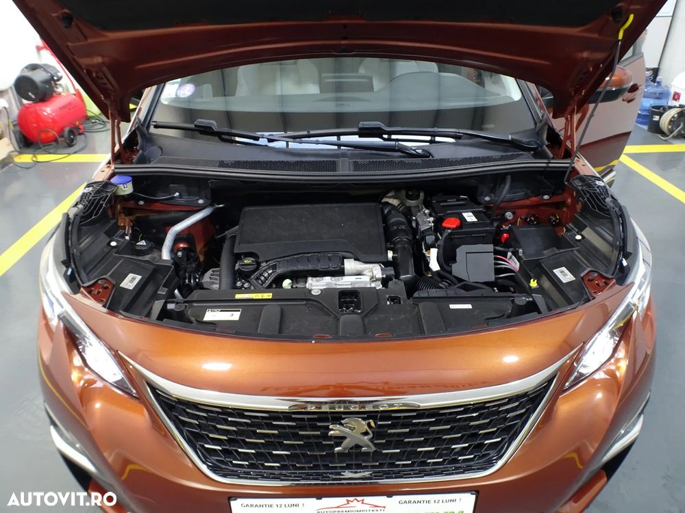 Peugeot 3008 1.2 PureTech 130 EAT8 GT - 17