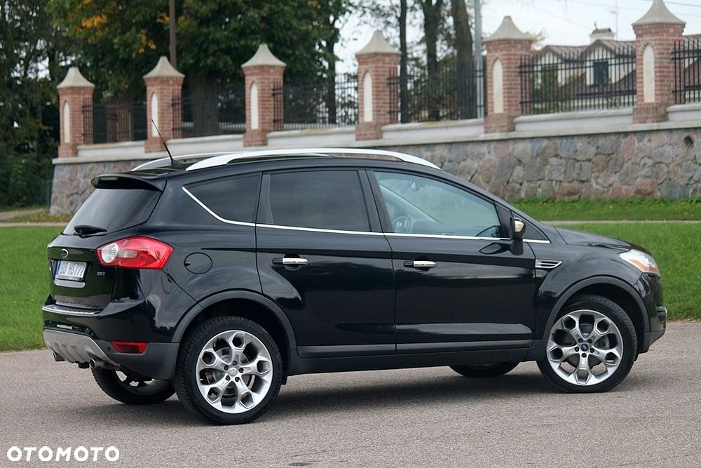 Ford Kuga 2.5 4x4 Titanium - 23