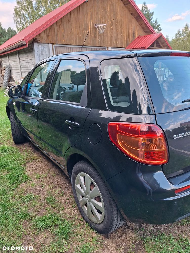 Suzuki SX4 1.5 Comfort - 8