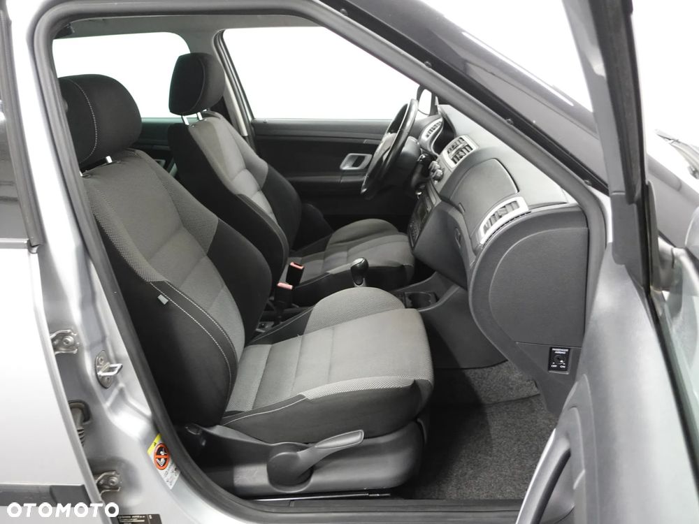 Skoda Fabia - 25