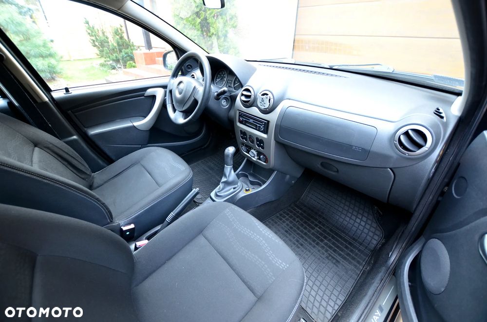Dacia Sandero 1.6 MPI Stepway - 6