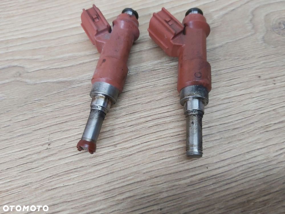 LEXUS RX II 350 3,5 v6 wtrysk paliwa 23250-31050 - 1