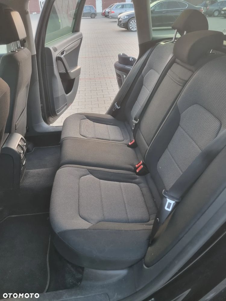 Volkswagen Passat 2.0 TDI Comfortline - 13