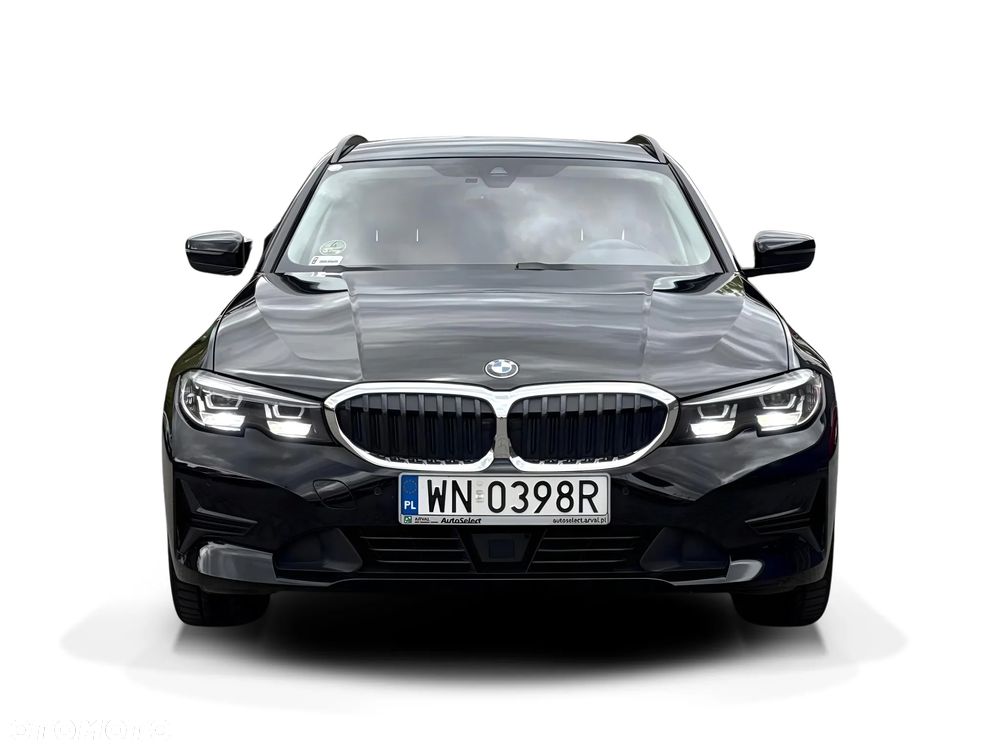 BMW Seria 3 320i - 10