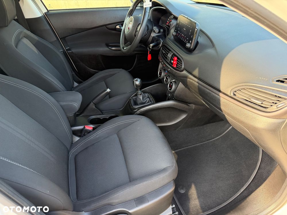 Fiat Tipo 1.4 T-Jet Lounge - 16