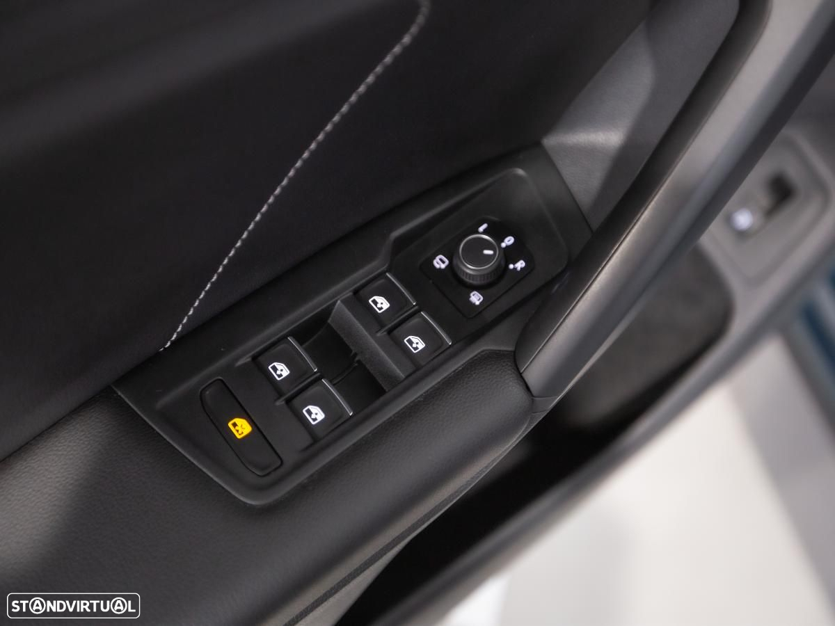 VW Tiguan 1.4 TSI eHybrid R-Line DSG - 14