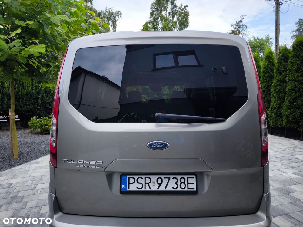 Ford Tourneo Connect Grand - 9
