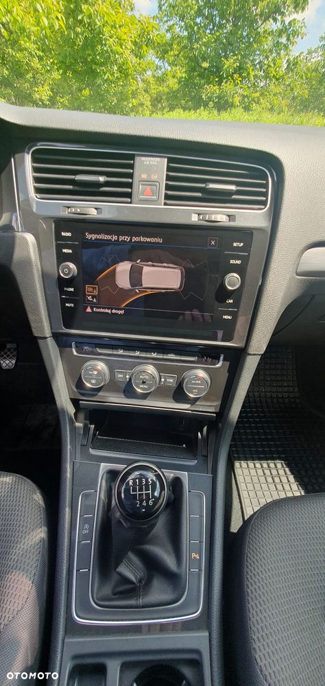 Volkswagen Golf Variant 1.0 TSI BMT Comfortline - 14