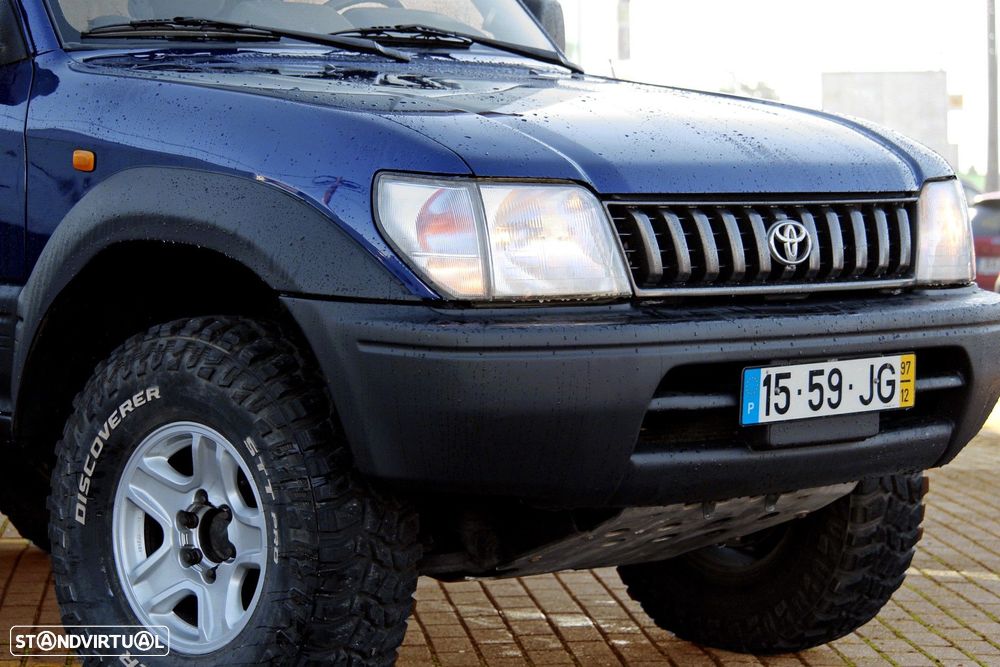 Toyota Land Cruiser 3.0 TD Pack 1 - 2