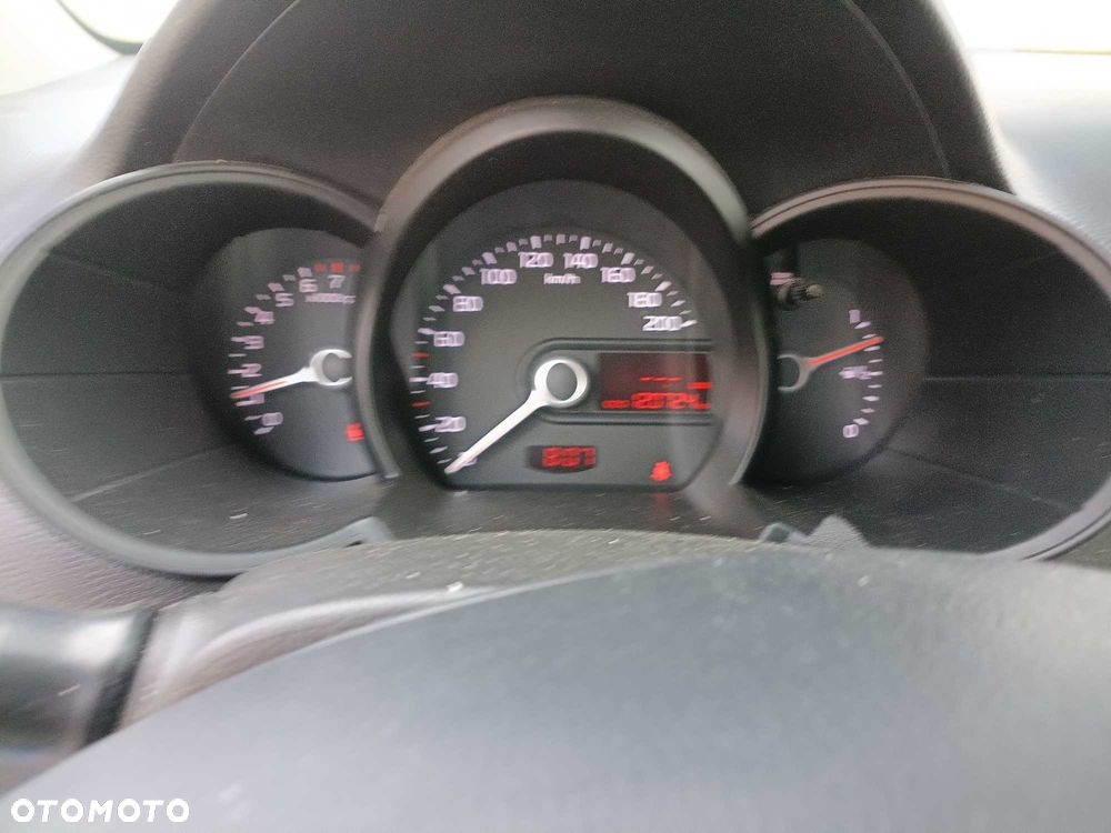Kia Picanto - 4