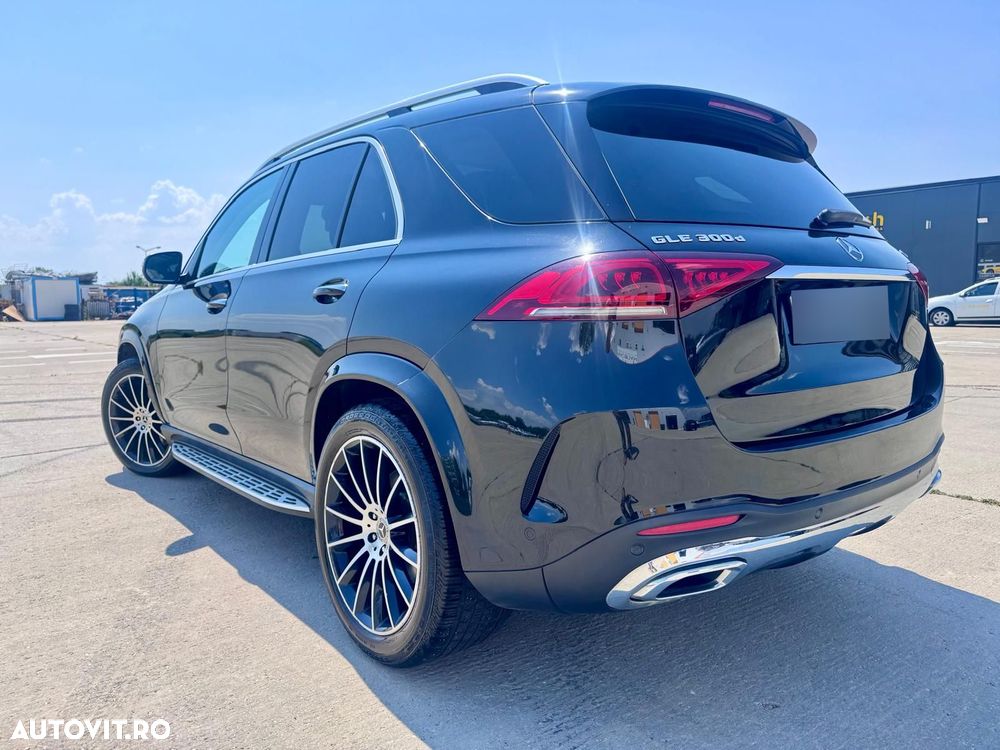 Mercedes-Benz GLE 300 d 4MATIC - 12