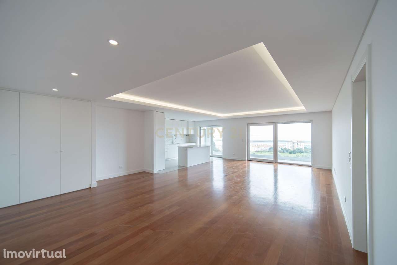 T2 NOVO em fase final de construção com vista rio | Iria Rio Residence - Grande imagem: 3/19