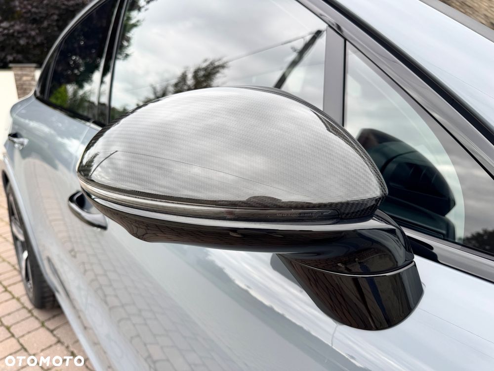 Porsche Cayenne Turbo E-Hybrid PHEV - 6