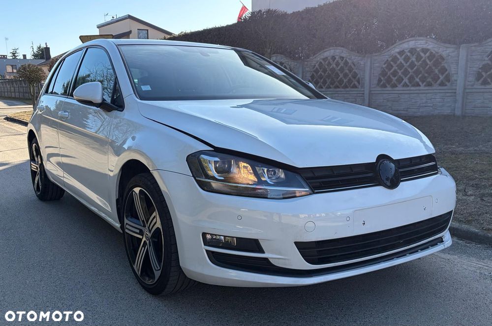 Volkswagen Golf - 3