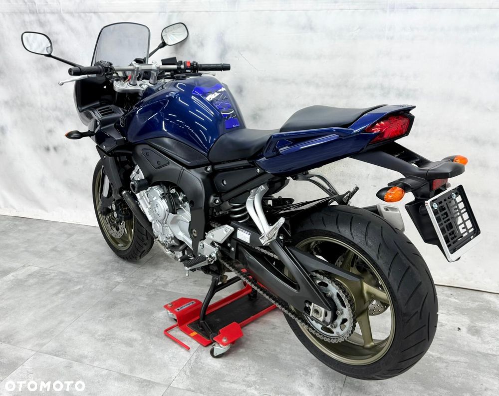 Yamaha FZ - 9