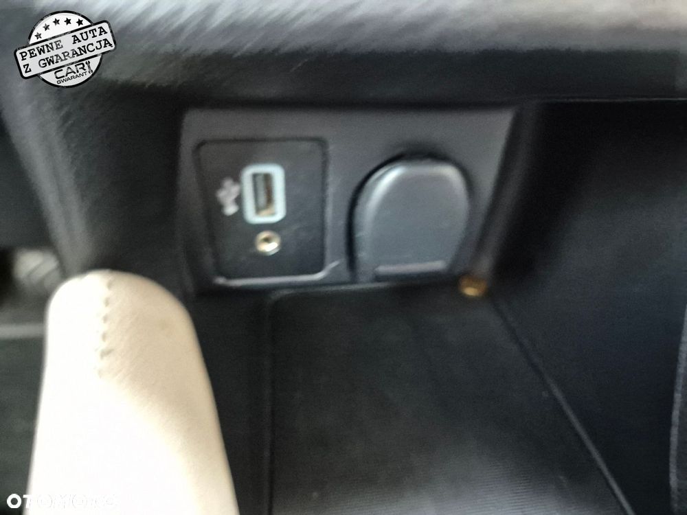 Nissan Micra - 25