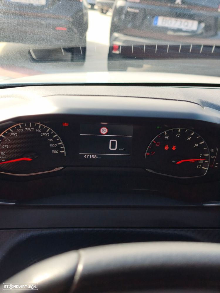 Peugeot 208 1.2 PureTech Active - 16
