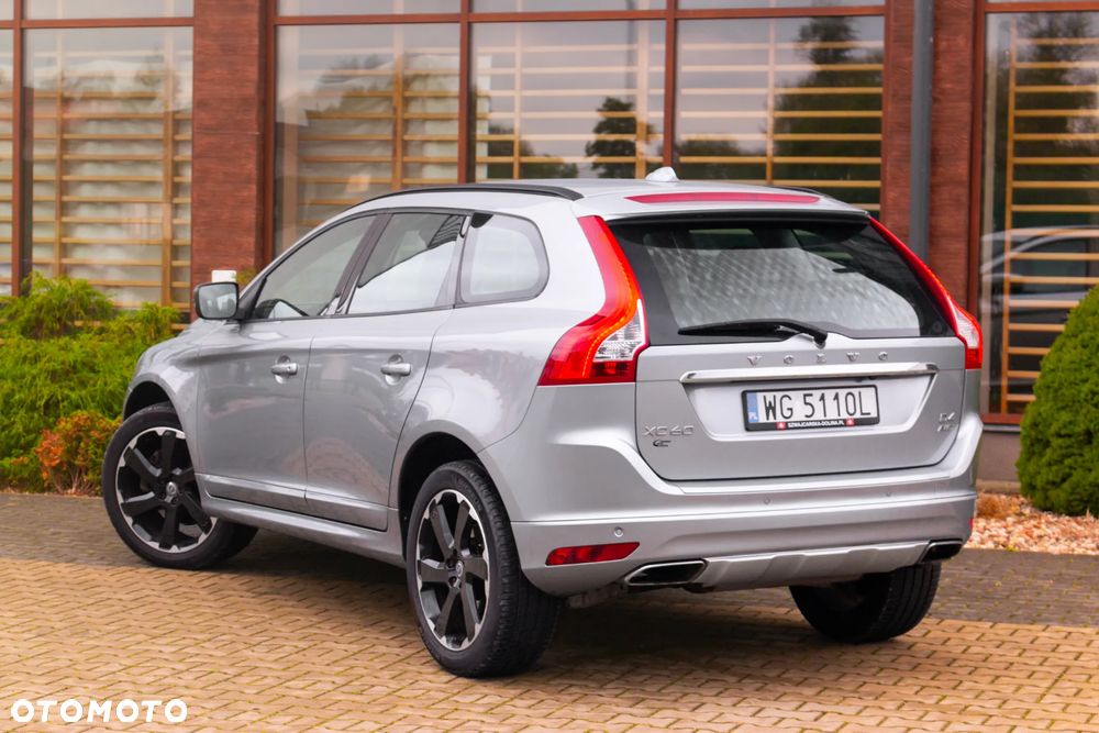 Volvo XC 60 D4 AWD Summum - 14
