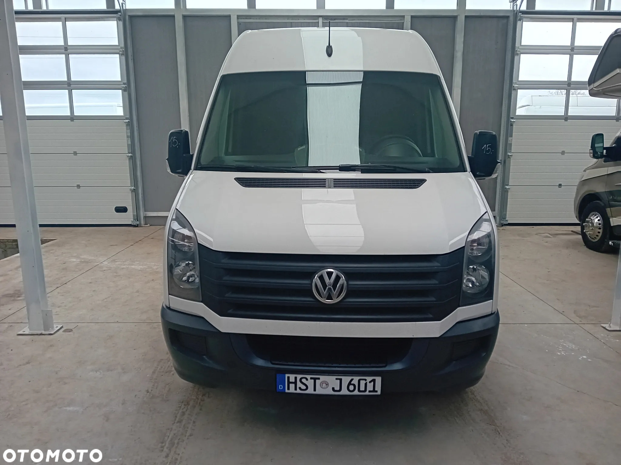 Volkswagen Crafter - 2