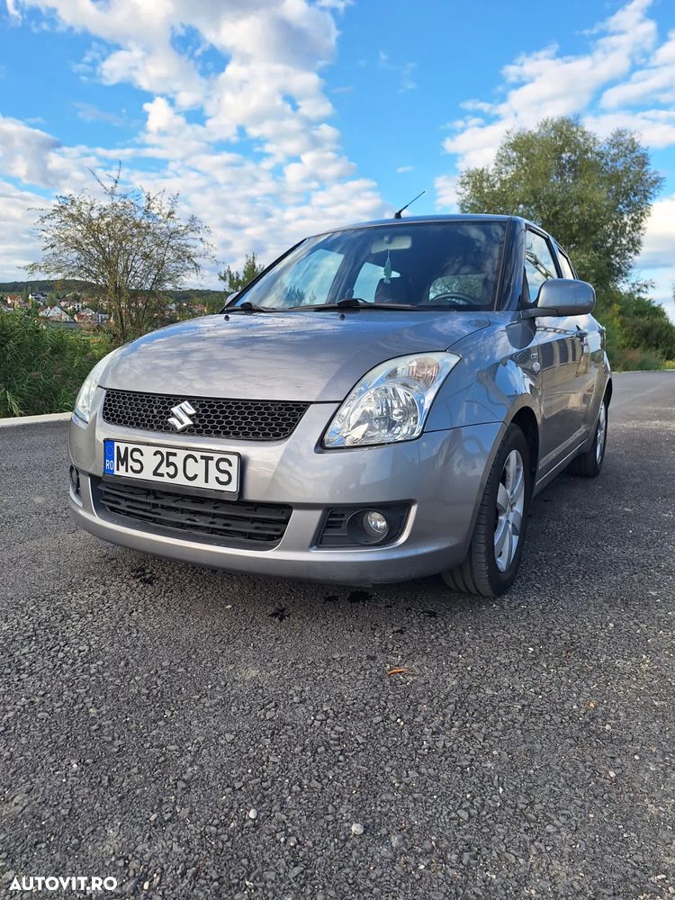 Suzuki Swift 1.3 DDiS Comfort - 1