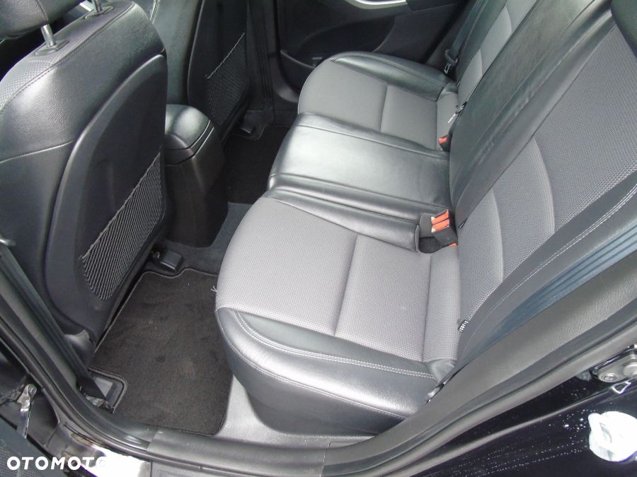 Hyundai i30 1.6 CRDi Premium - 22