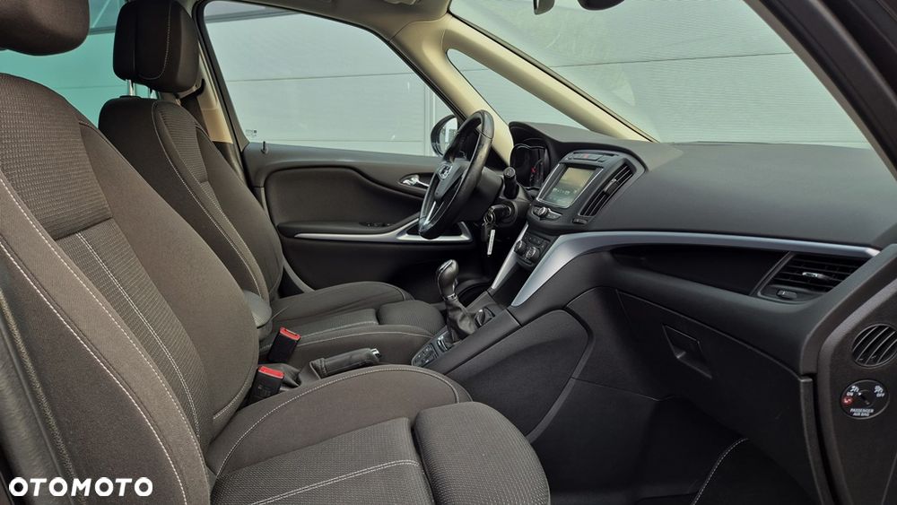 Opel Zafira 1.6 CDTI Cosmo - 24