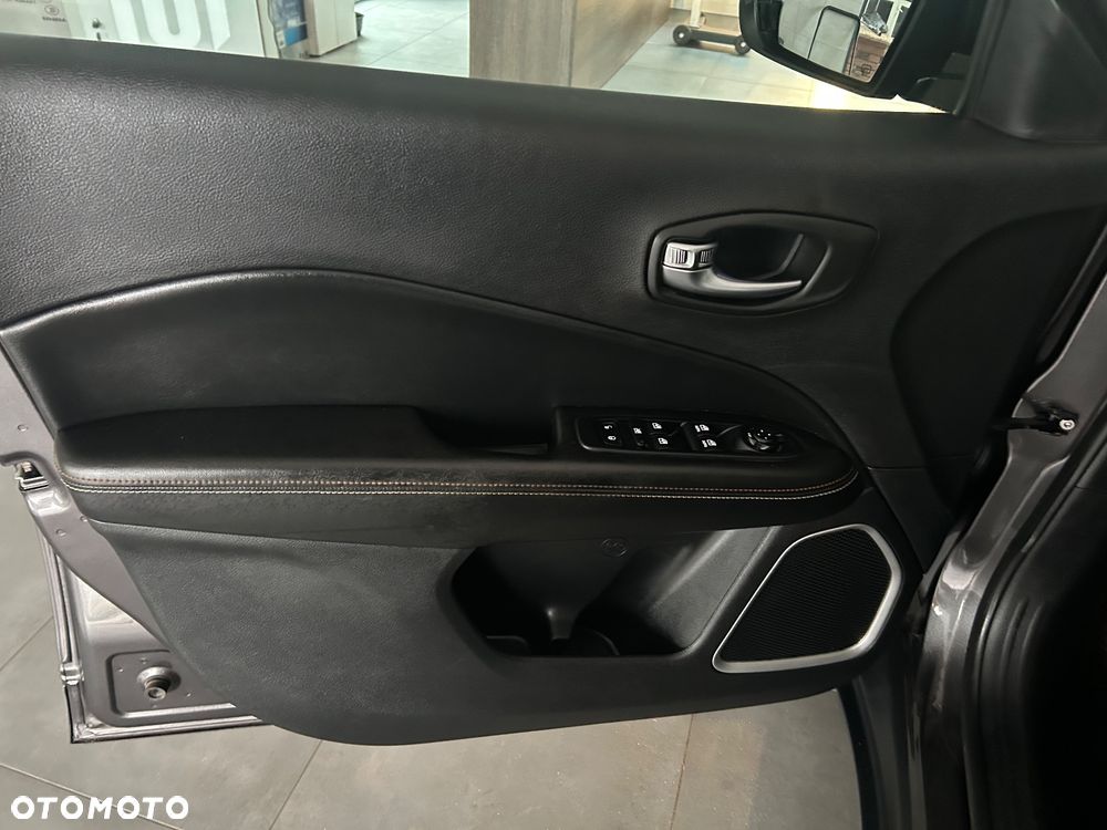 Jeep Compass 1.4 MultiAir Business Line - 19