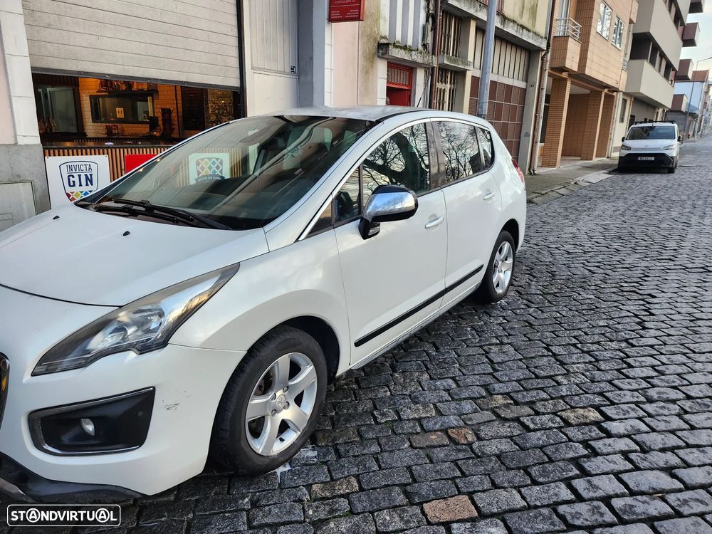 Peugeot 3008 2.0 HDi Hybrid4 - 6