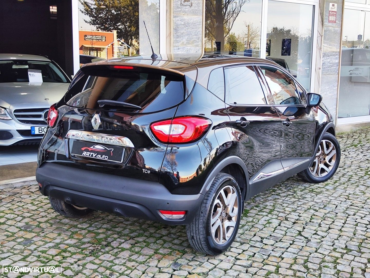 Renault Captur ENERGY TCe 120 EDC Intens - 4
