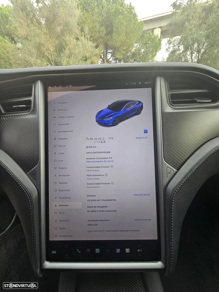 Tesla Model S - 14