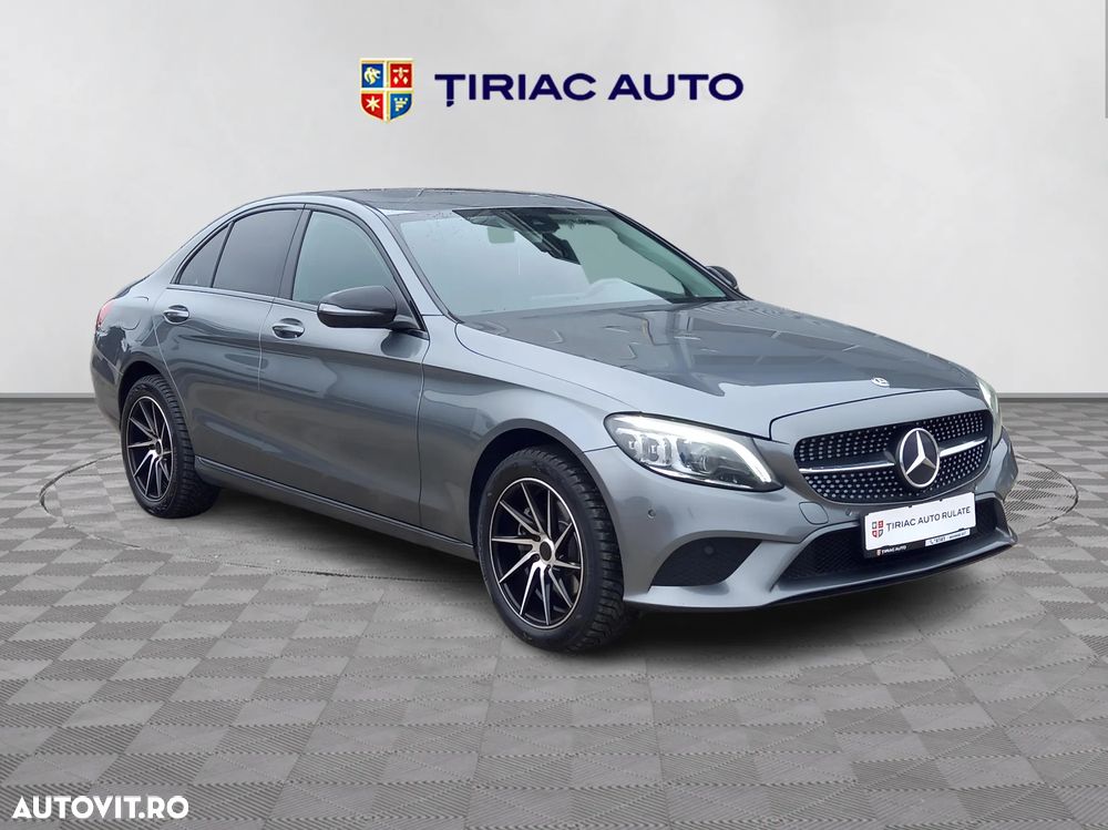 Mercedes-Benz C - 9