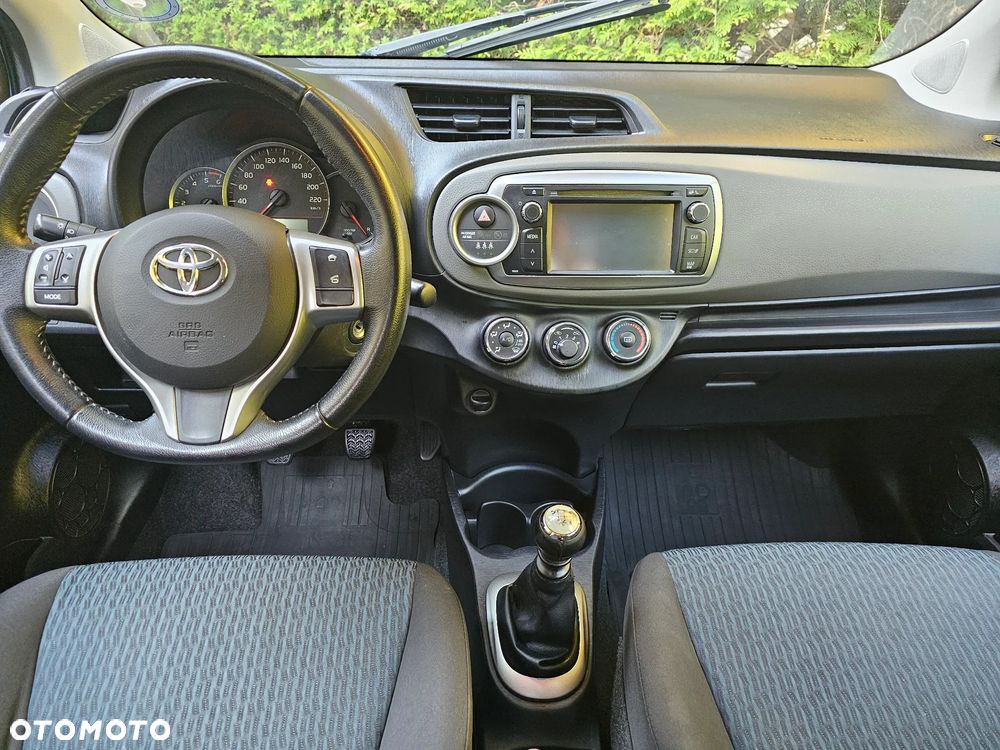 Toyota Yaris - 7