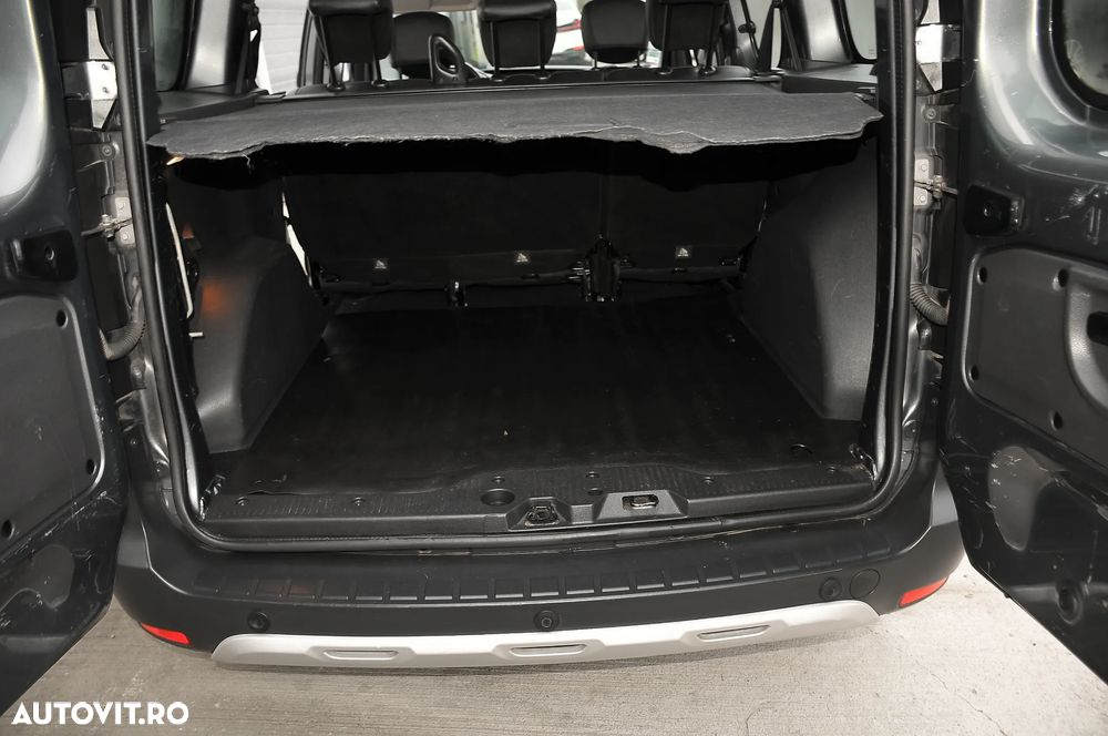 Dacia Dokker dCi 90 Stepway Celebration - 25