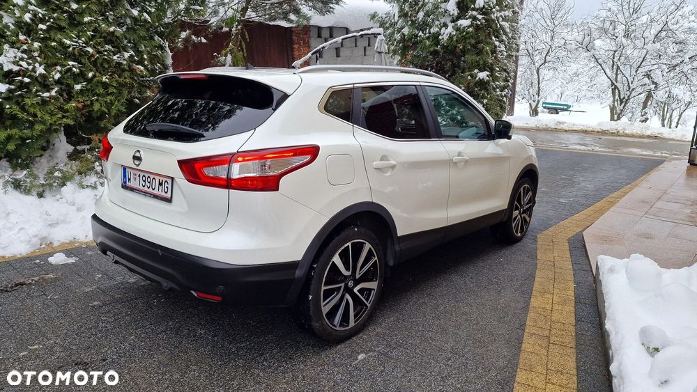 Nissan Qashqai 1.6 DCi Xtronic TEKNA - 10