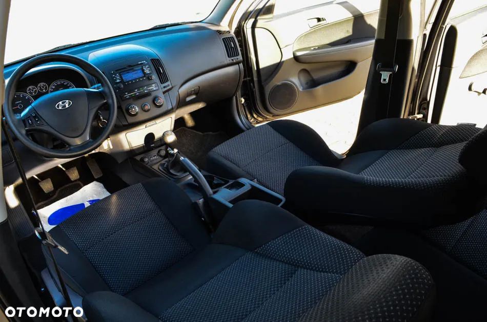 Hyundai i30 1.4 blue Comfort - 32