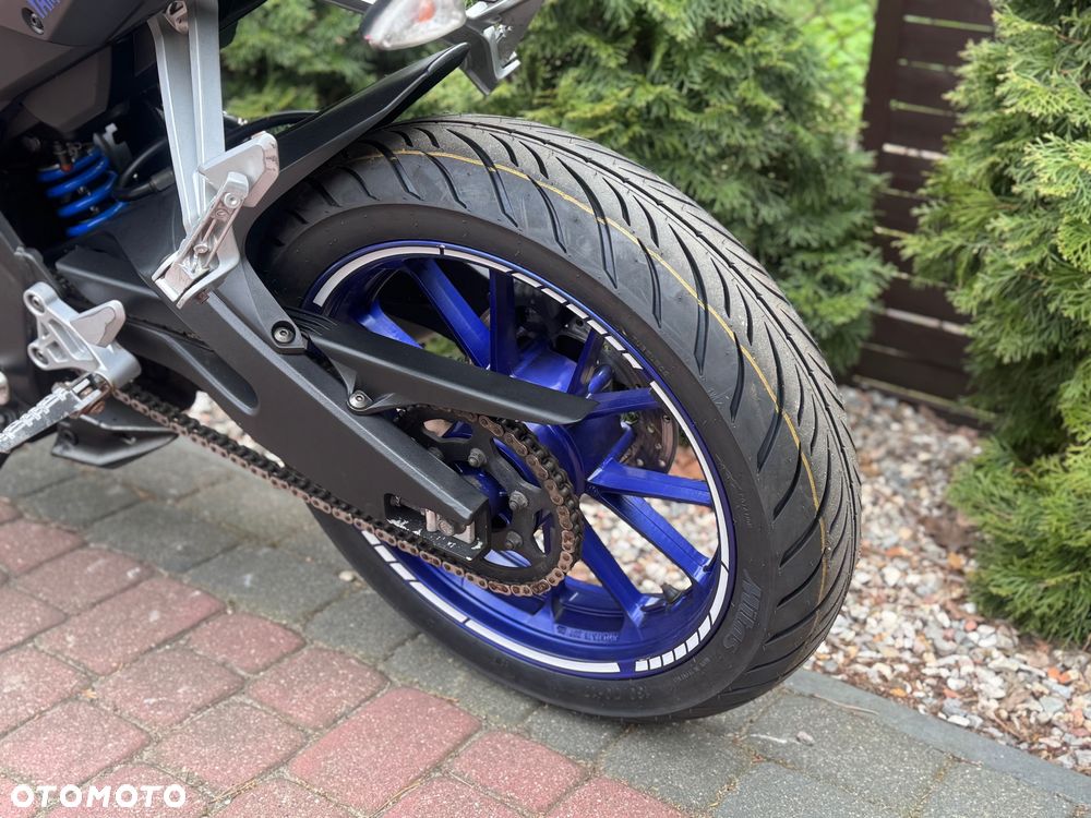 Yamaha MT - 21