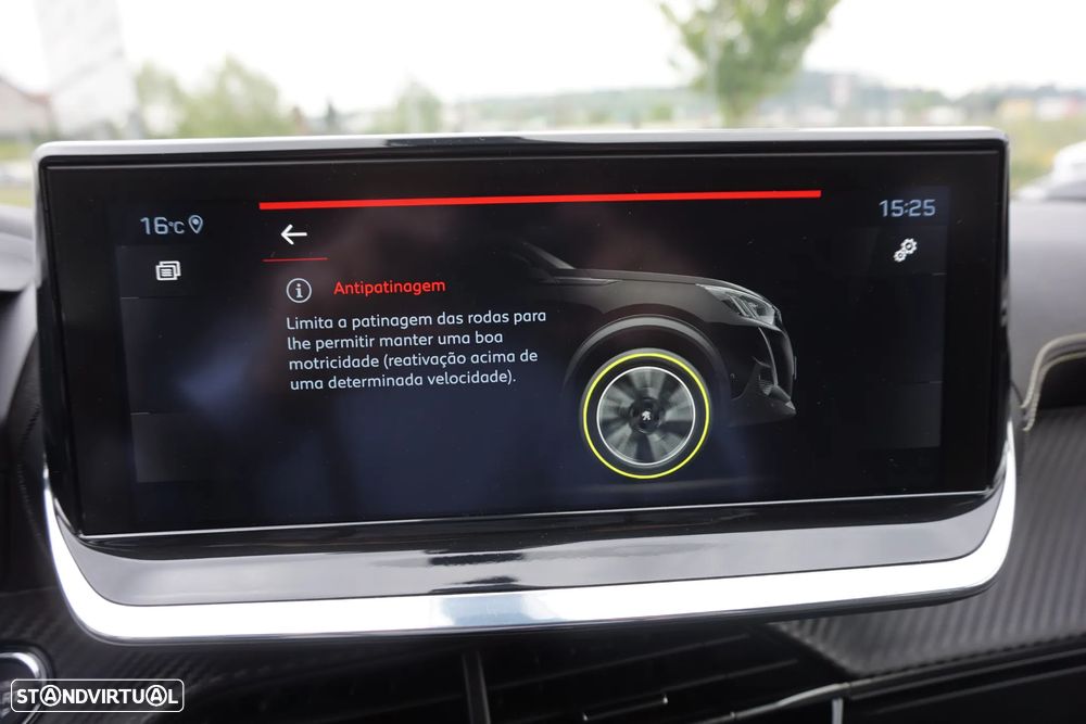 Peugeot 2008 1.5 BlueHDi GT Line EAT8 - 42