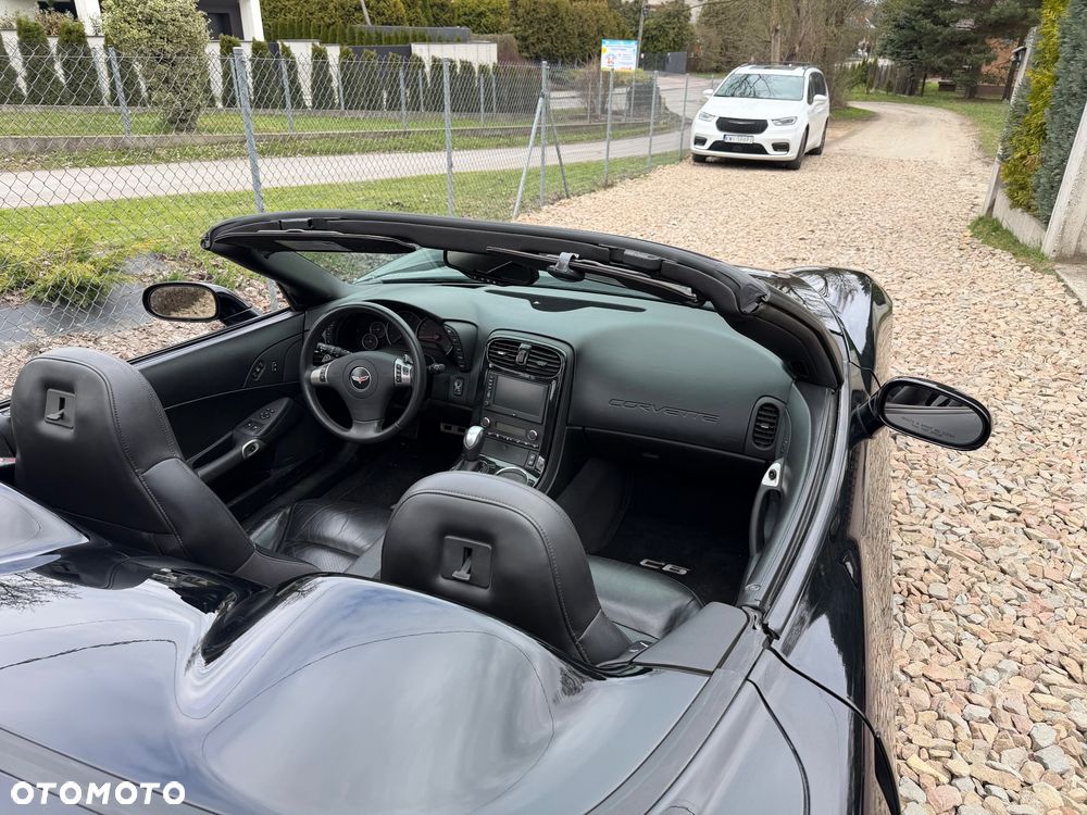 Chevrolet Corvette - 23