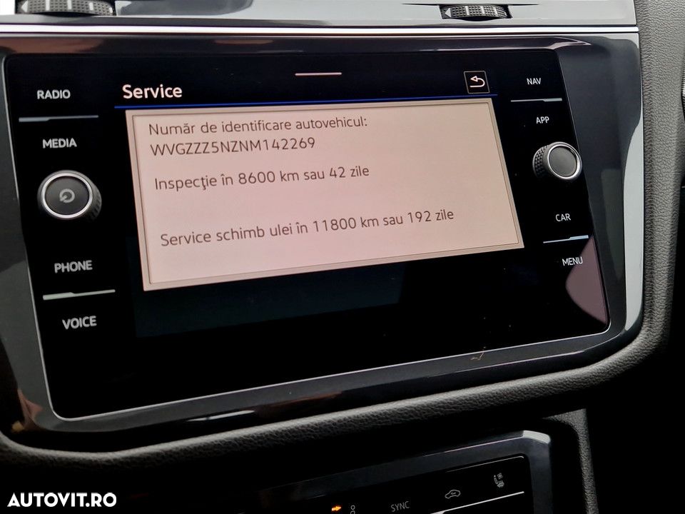 Volkswagen Tiguan - 27