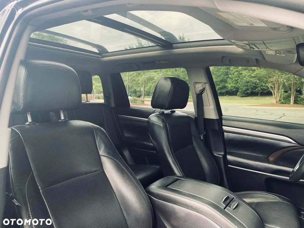 Toyota Highlander - 10