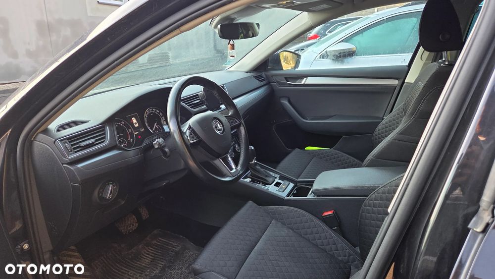 Skoda Superb 2.0 TDI 4x4 Style DSG - 3