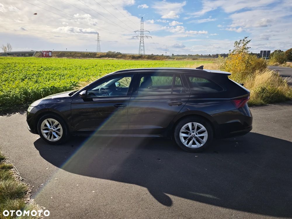 Skoda Octavia 2020 photo 2