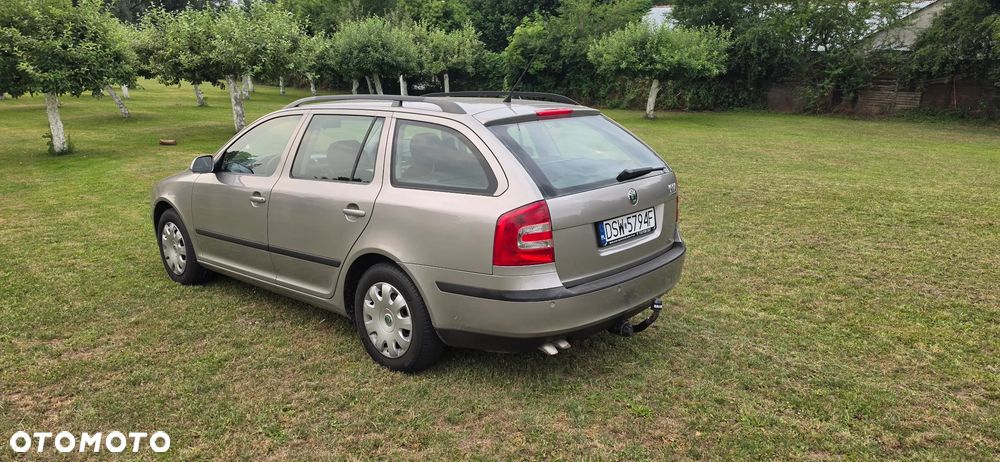 Skoda Octavia 1.9 TDI Elegance DSG - 3