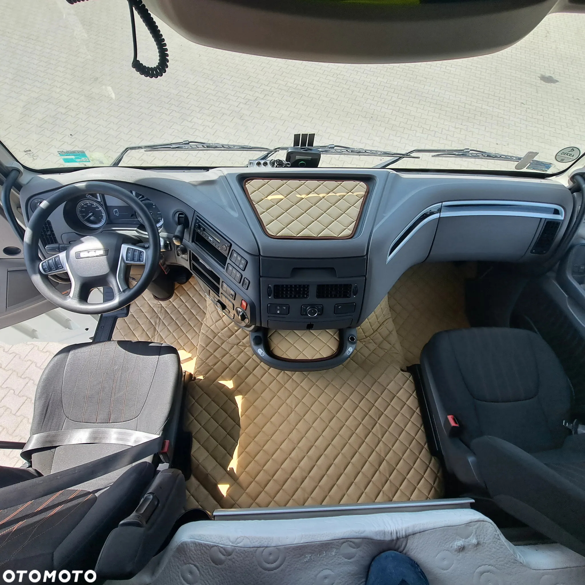 DAF XF - 11