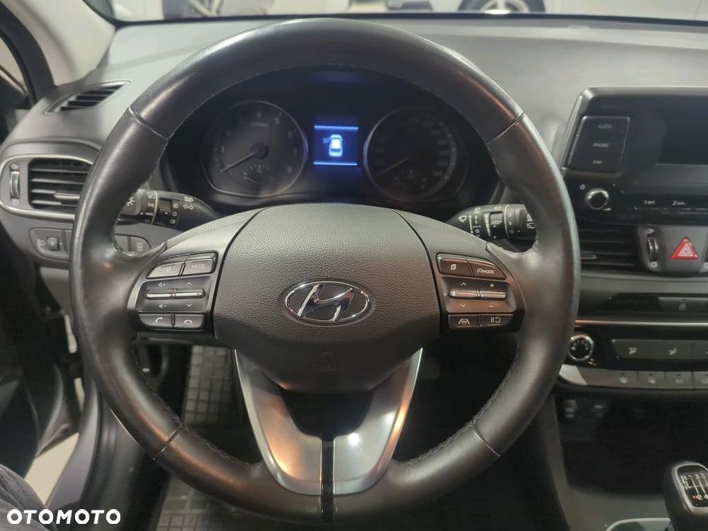 Hyundai i30 1.0 T-GDI Classic + - 10