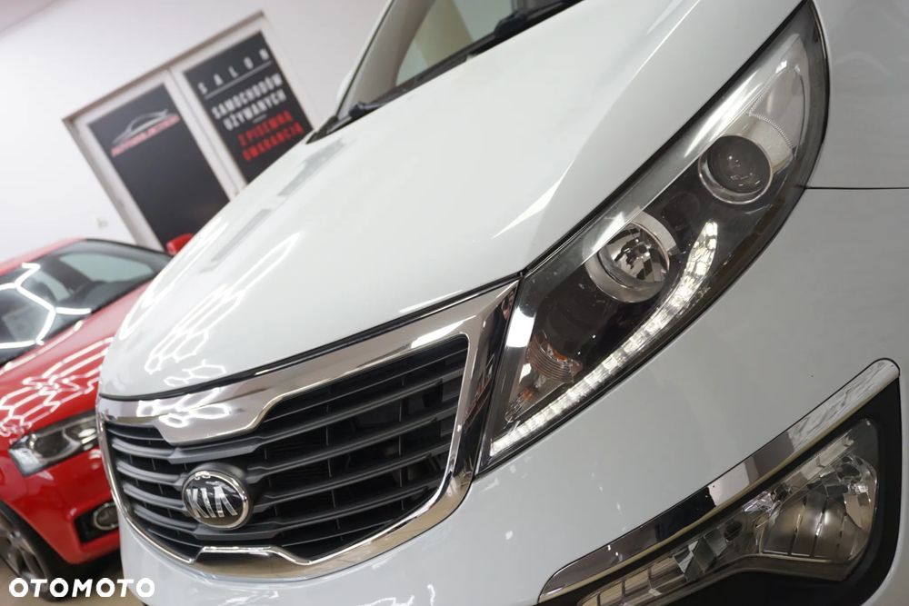 Kia Sportage 2.0 CRDI 4WD Automatik Spirit - 11